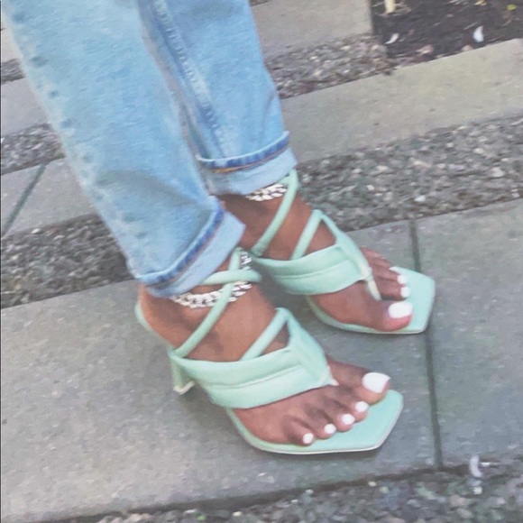 FIONA- MINT - Picture 4 of 4